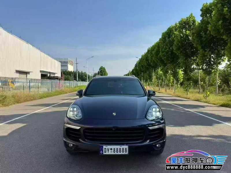 抵押车出售18年保时捷卡宴轿车