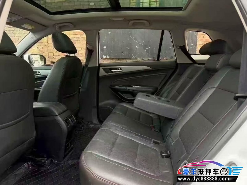 17年长安CS75轿车抵押车出售