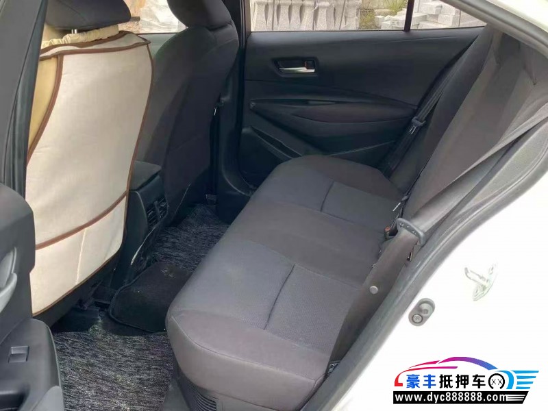 23年丰田雷凌轿车抵押车出售