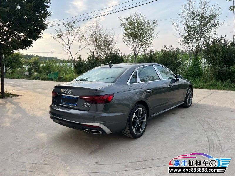 25年奥迪A4L轿车抵押车出售