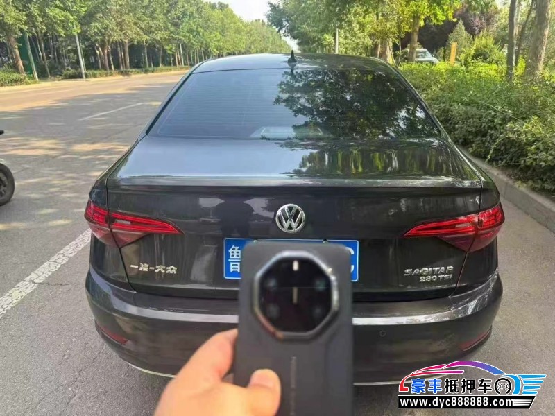 21年大众速腾轿车抵押车出售