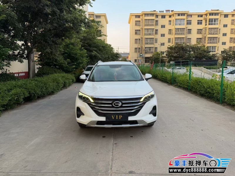 抵押车出售19年传祺GS5轿车