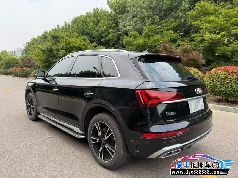 24年奥迪Q5轿车抵押车出售