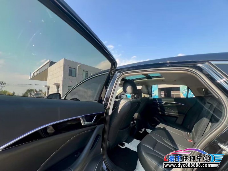 23年奔腾B70轿车抵押车出售