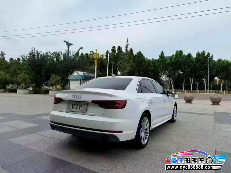 18年奥迪A4L轿车抵押车出售