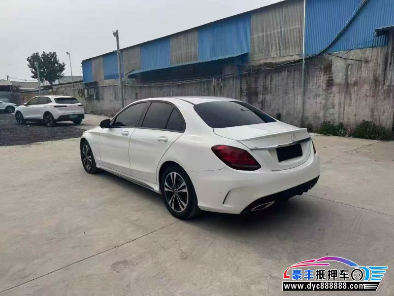 20年奔驰C轿车抵押车出售