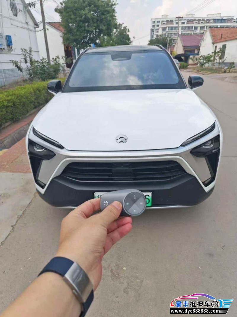 抵押车出售22年蔚来ES8轿车