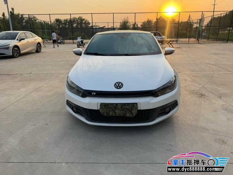 抵押车出售11年大众尚酷轿车