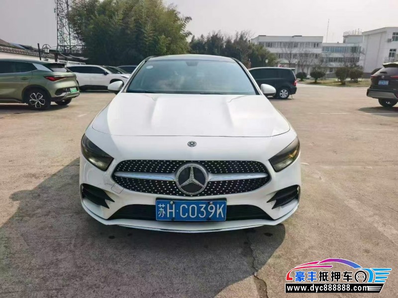 20年奔驰A轿车抵押车出售