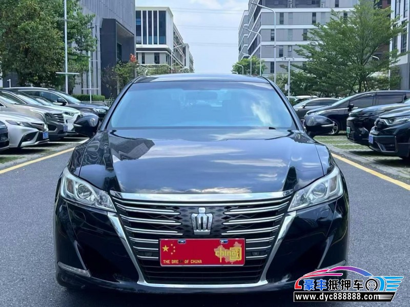 抵押车出售16年丰田皇冠轿车
