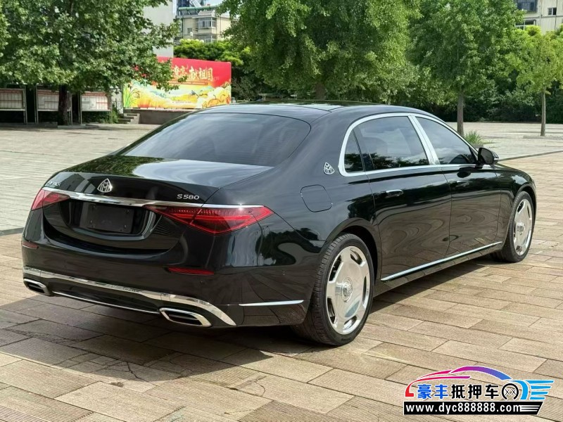 22年迈巴赫迈巴赫轿车抵押车出售