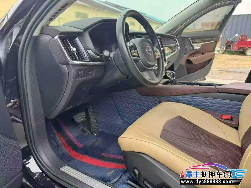 18年沃尔沃S90轿车抵押车出售