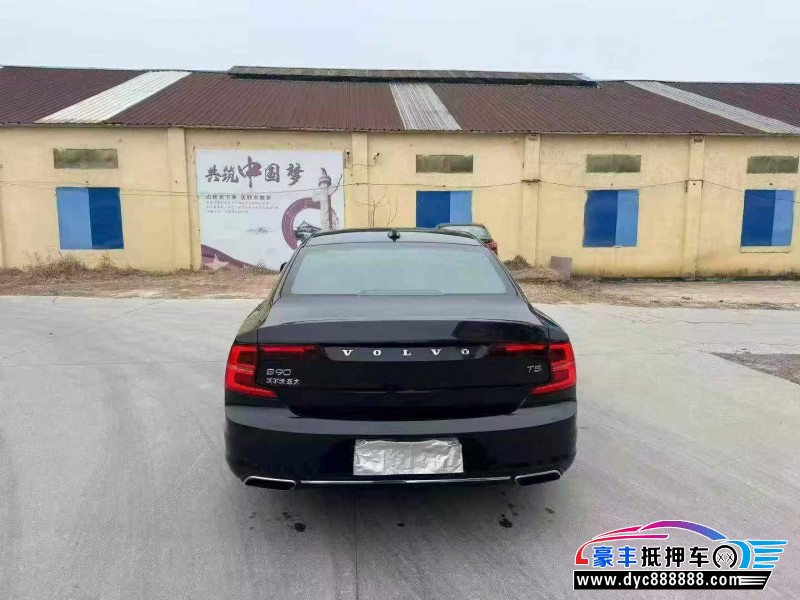 18年沃尔沃S90轿车抵押车出售