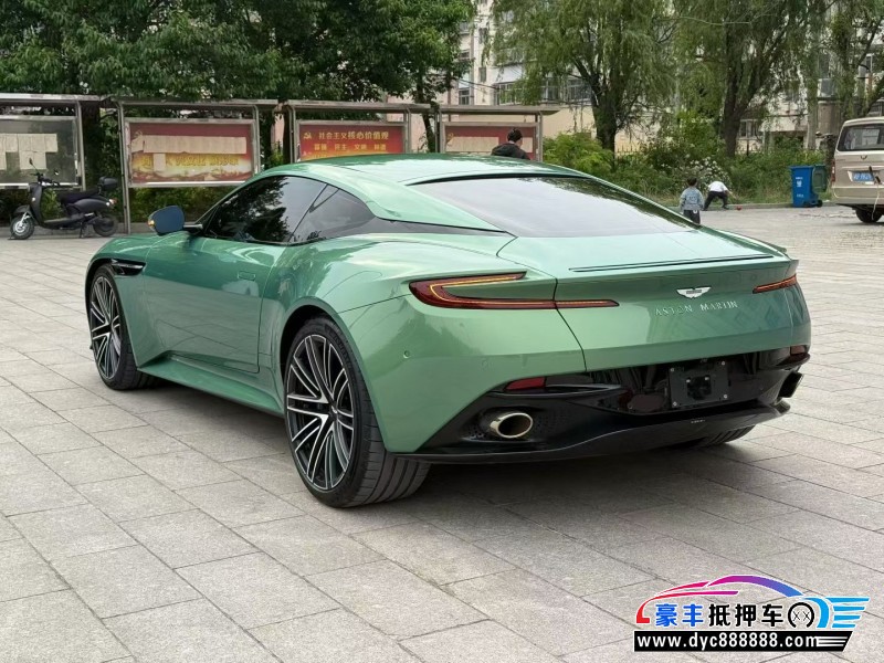 25年阿斯顿·马丁DB11跑车抵押车出售