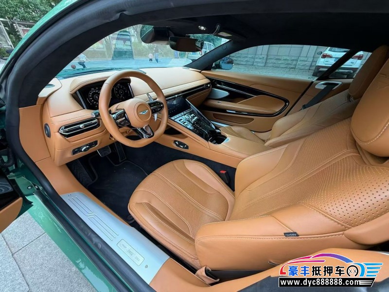 25年阿斯顿·马丁DB11跑车抵押车出售