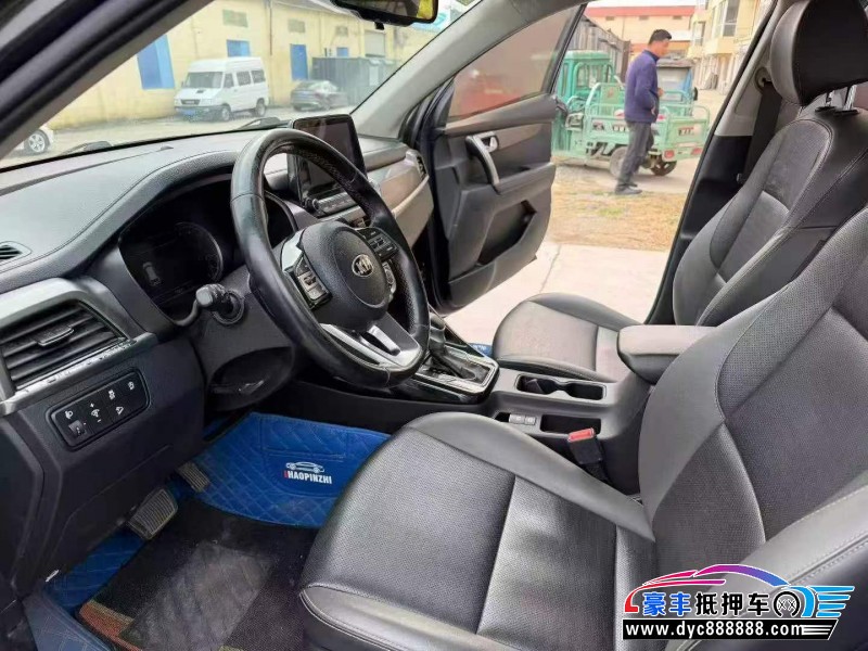 20年起亚智跑轿车抵押车出售