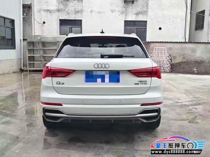 22年奥迪Q3轿车抵押车出售