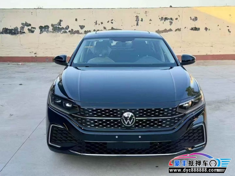 抵押车出售26年大众帕萨特轿车