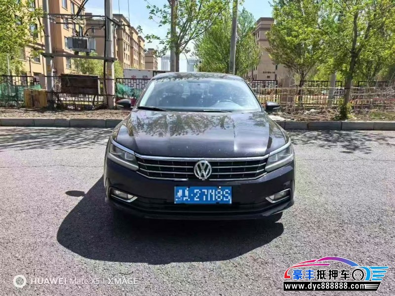 抵押车出售19年大众帕萨特轿车
