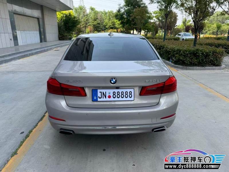 20年宝马5系轿车抵押车出售