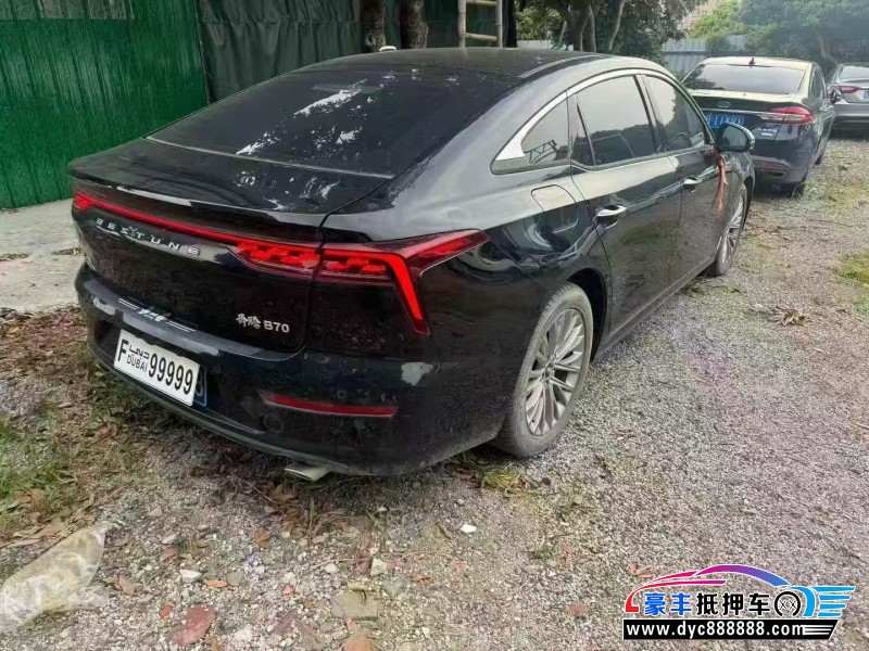 23年奔腾B70轿车抵押车出售