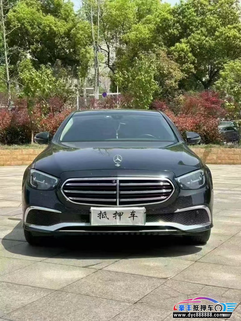 23年奔驰E轿车抵押车出售