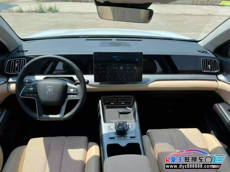 25年比亚迪宋轿车抵押车出售