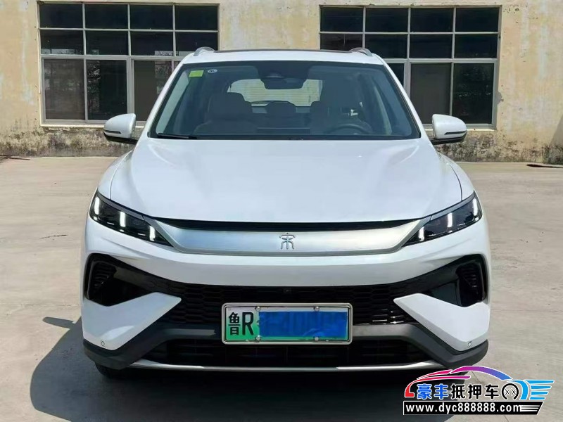 抵押车出售25年比亚迪宋轿车