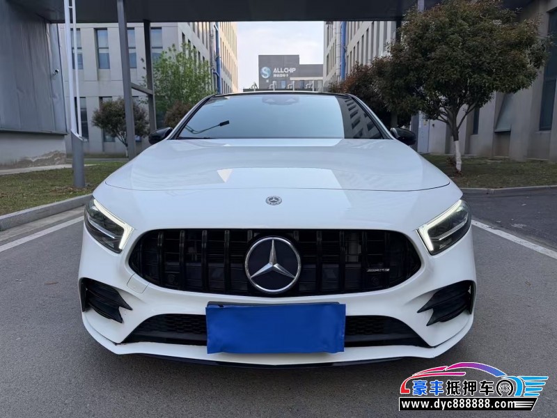 21年奔驰A级AMG轿车抵押车出售