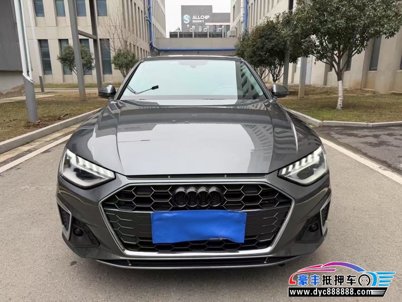 抵押车出售22年奥迪A4L轿车