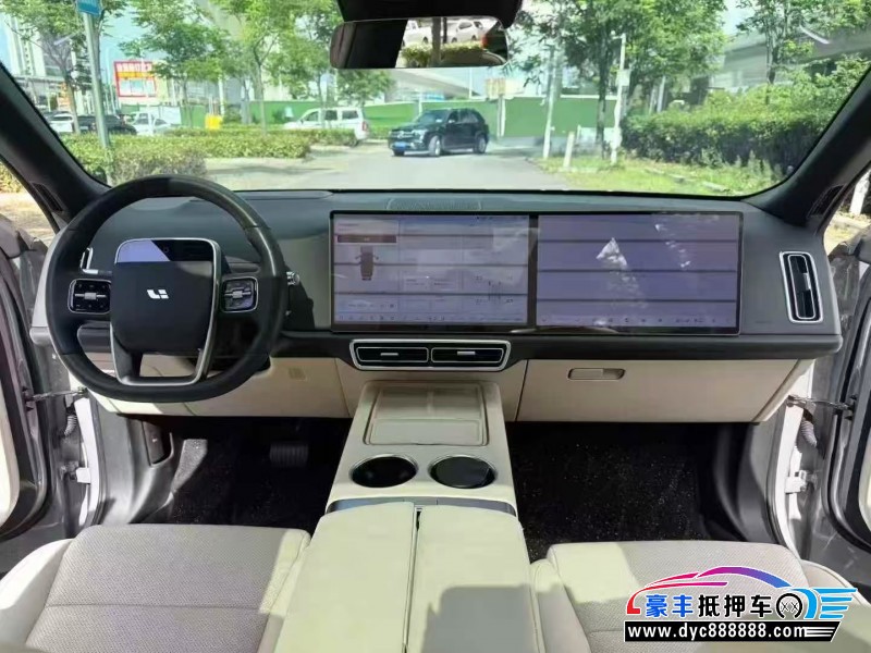 22年理想L9轿车抵押车出售