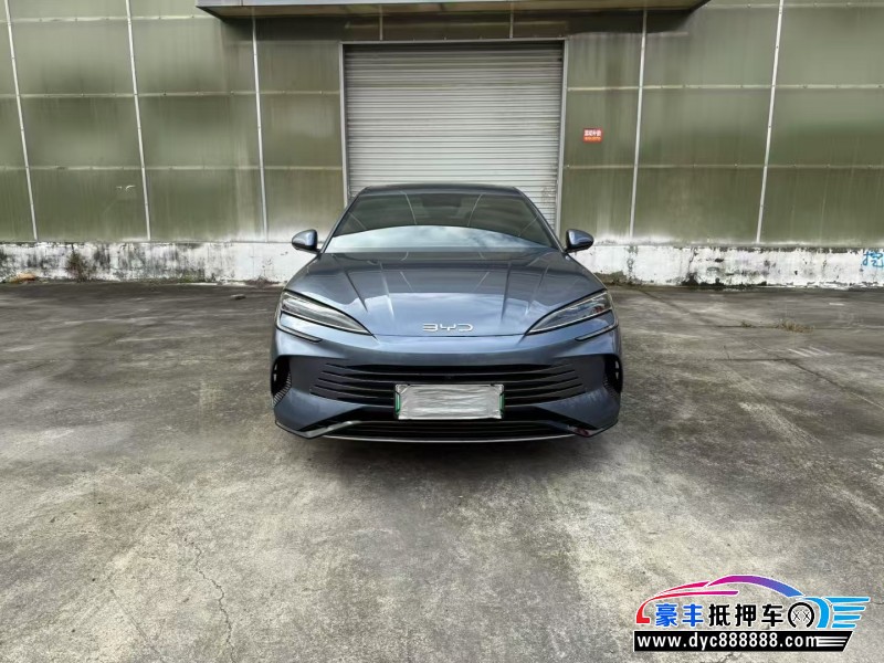 抵押车出售24年比亚迪海豹轿车