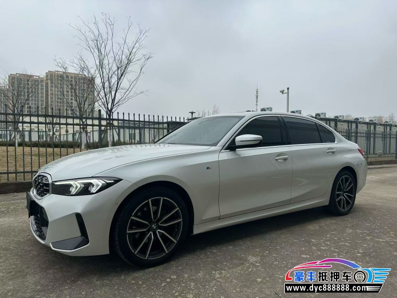 24年宝马3系轿车抵押车出售