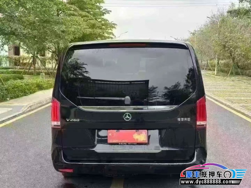 22年奔驰V轿车抵押车出售
