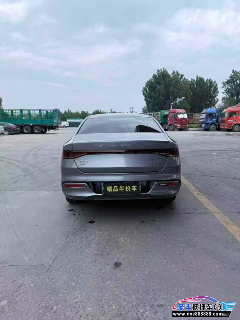 24年比亚迪秦轿车抵押车出售