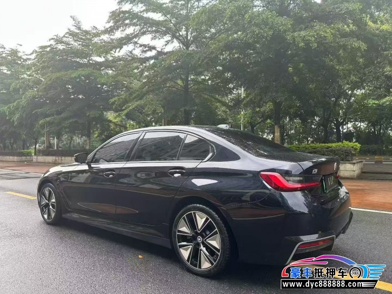 24年宝马i3轿车抵押车出售