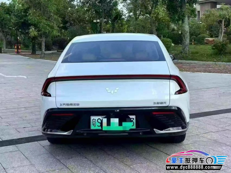 24年五菱星光轿车抵押车出售