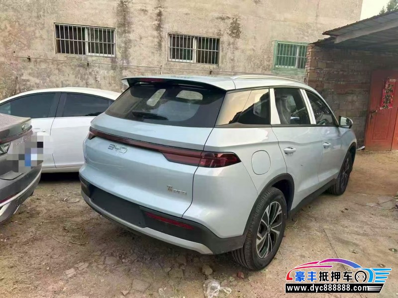 26年比亚迪宋轿车抵押车出售