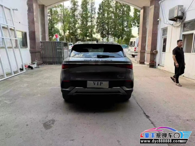 24年比亚迪元轿车抵押车出售