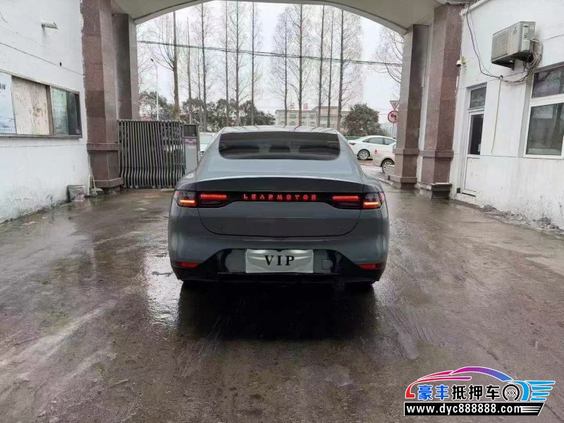 25年零跑c01轿车抵押车出售
