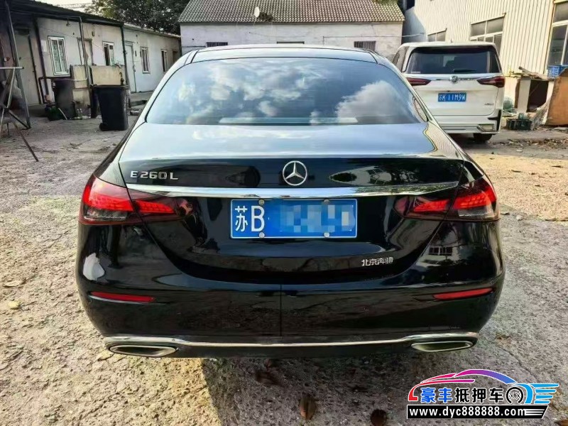 22年奔驰E轿车抵押车出售