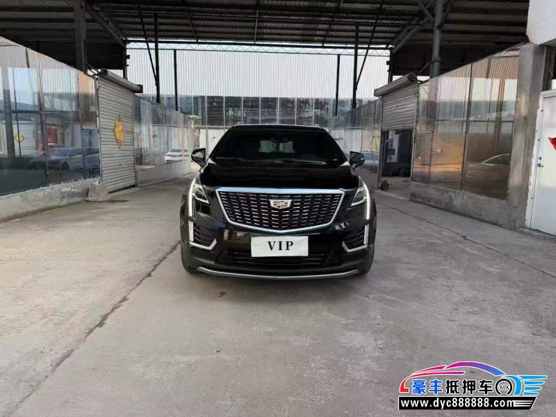 抵押车出售22年凯迪拉克XT5轿车