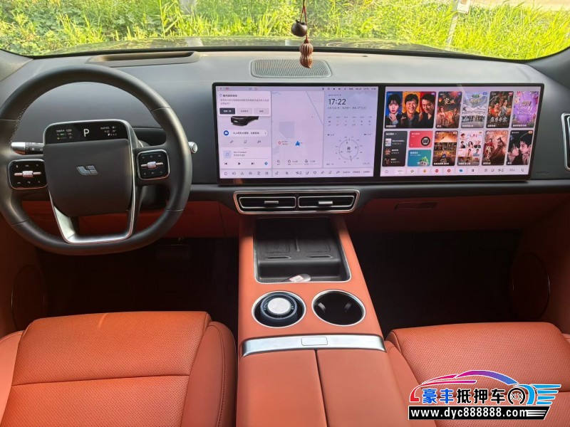 25年理想L8轿车抵押车出售