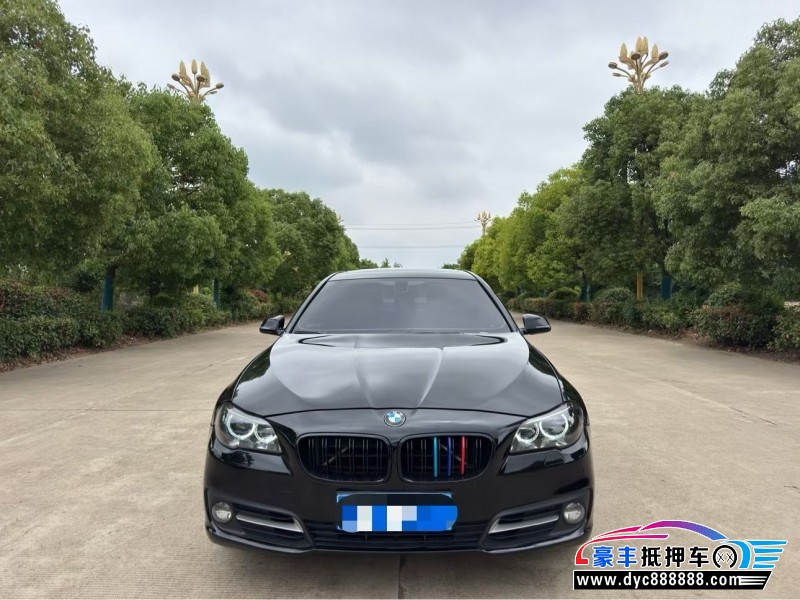 抵押车出售14年宝马5系轿车