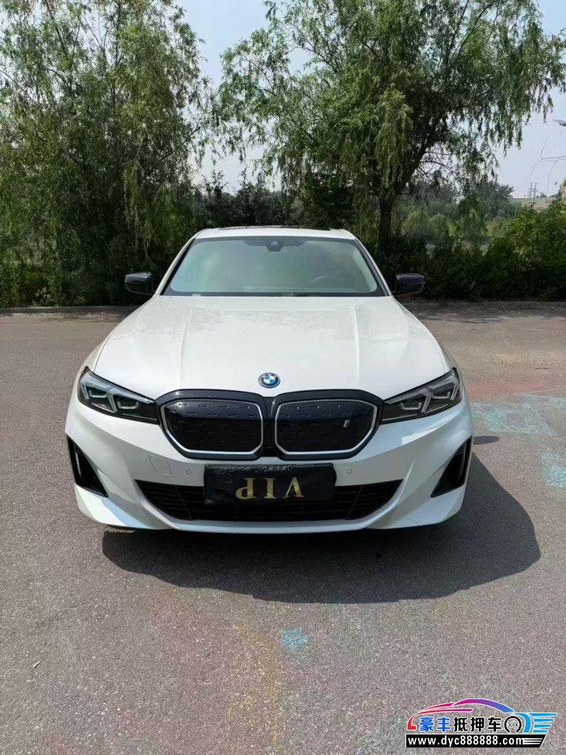 抵押车出售24年宝马i3轿车