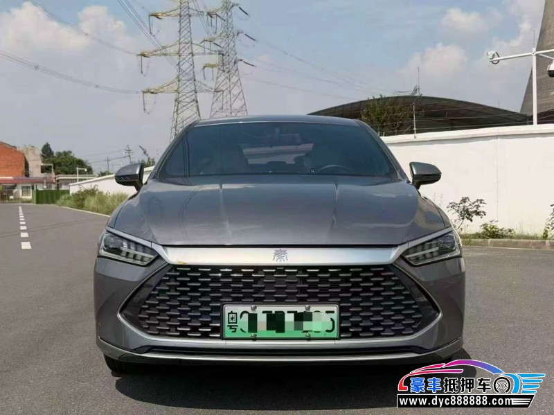 抵押车出售23年比亚迪秦轿车