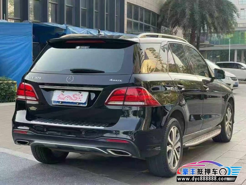 18年奔驰GLE轿车抵押车出售