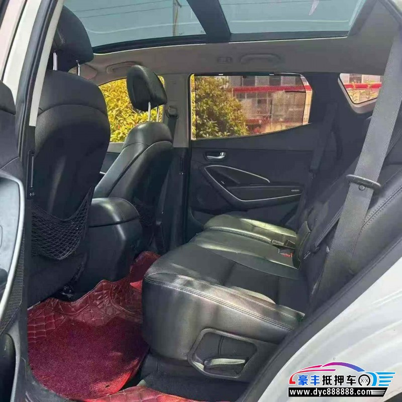 15年现代新胜达轿车抵押车出售