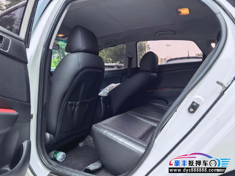 25年现代名图轿车抵押车出售