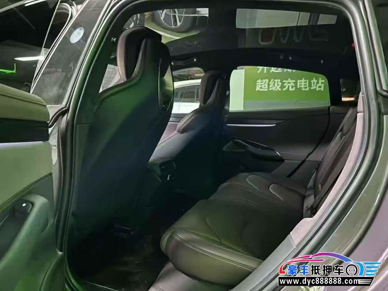 24年小米SU7轿车抵押车出售